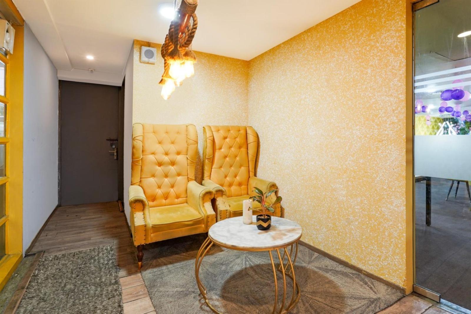 Hotel Gmd Zion Plaza A Family Hotel New Delhi Bagian luar foto