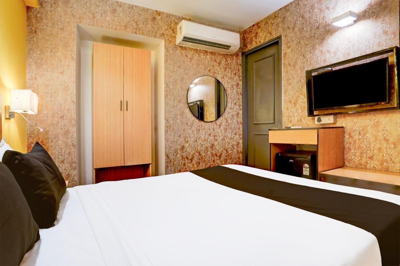 Hotel Gmd Zion Plaza A Family Hotel New Delhi Bagian luar foto