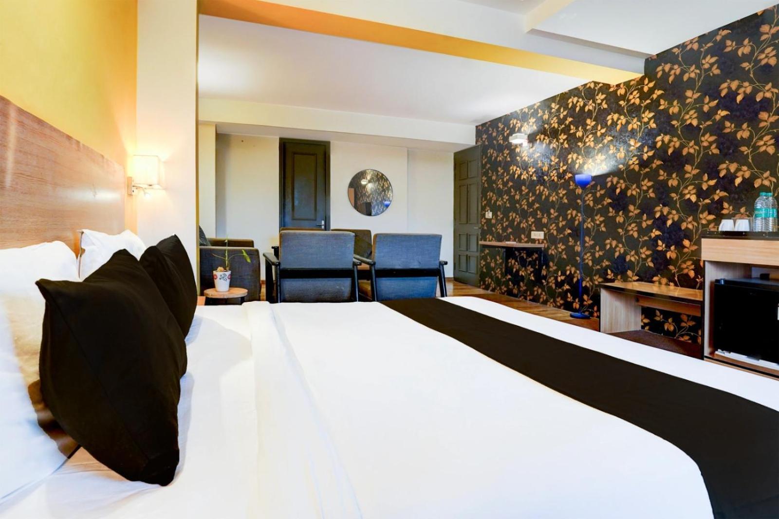 Hotel Gmd Zion Plaza A Family Hotel New Delhi Bagian luar foto